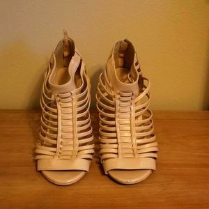 Express Caged Wedges